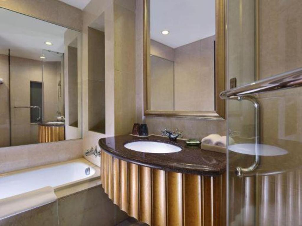 Dongguan Silver World Garden Hotel Экстерьер фото